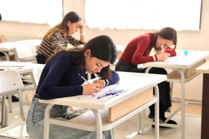 Magistraturaya qəbul imtahanı keçirilib