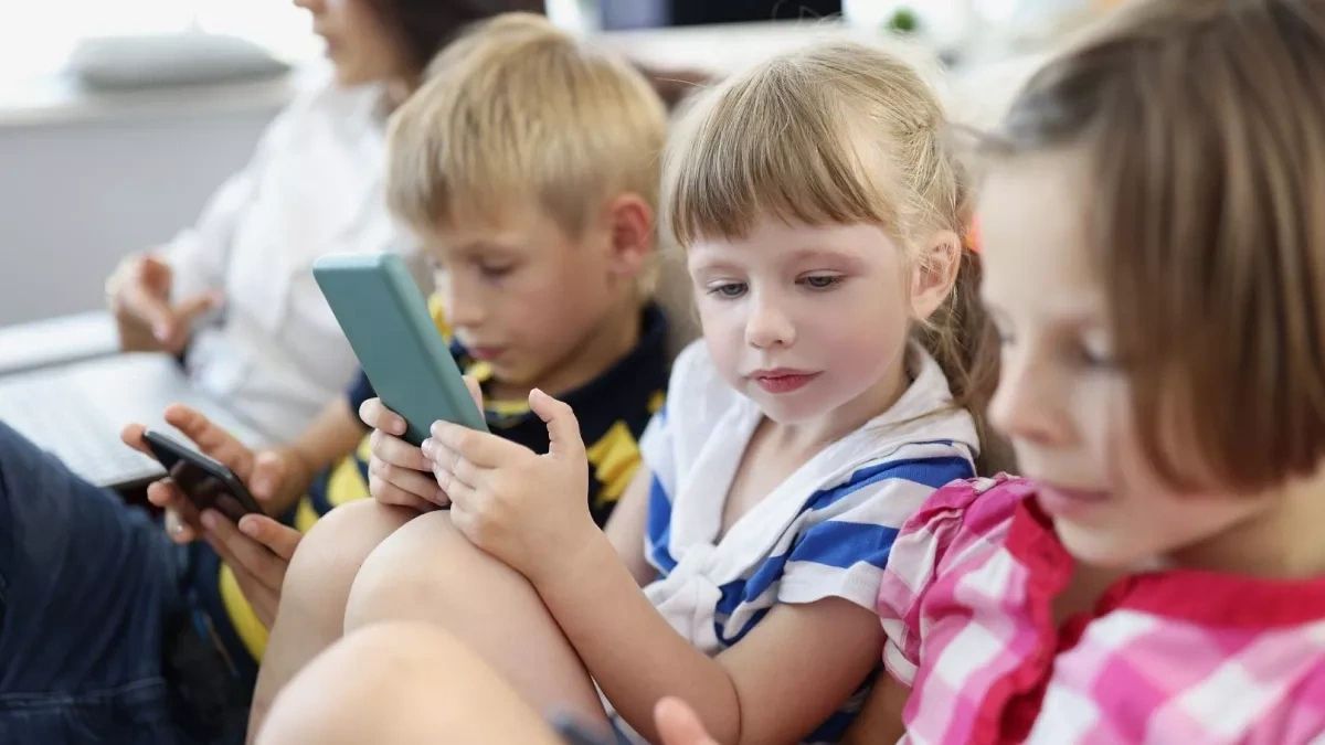 Bu ölkədə 16 yaşdan kiçik şəxslərə sosial şəbəkə qadağan edilir