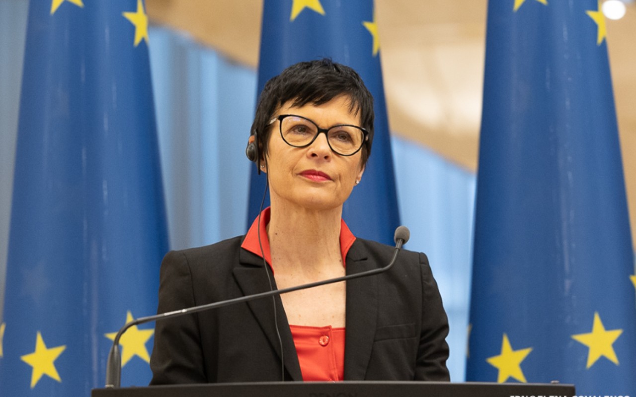 Aİ-nin Genişlənmə üzrə komissarı Ermənistana səfər edəcək