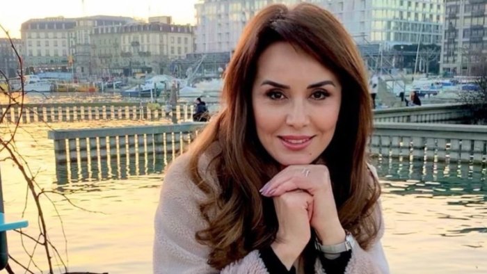 "Tənqid düşüncəni ucaldır, təhqir isə sahibini kiçildir"