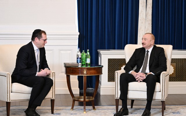 İlham Əliyev Vaşinqtonda amerikalı rəsmilərlə görüşdü