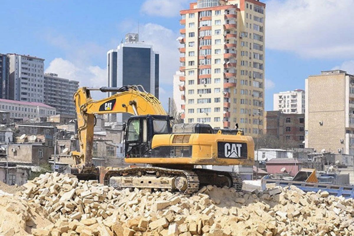 Bakıda 4200-dən artıq mənzi̇l söküləcək