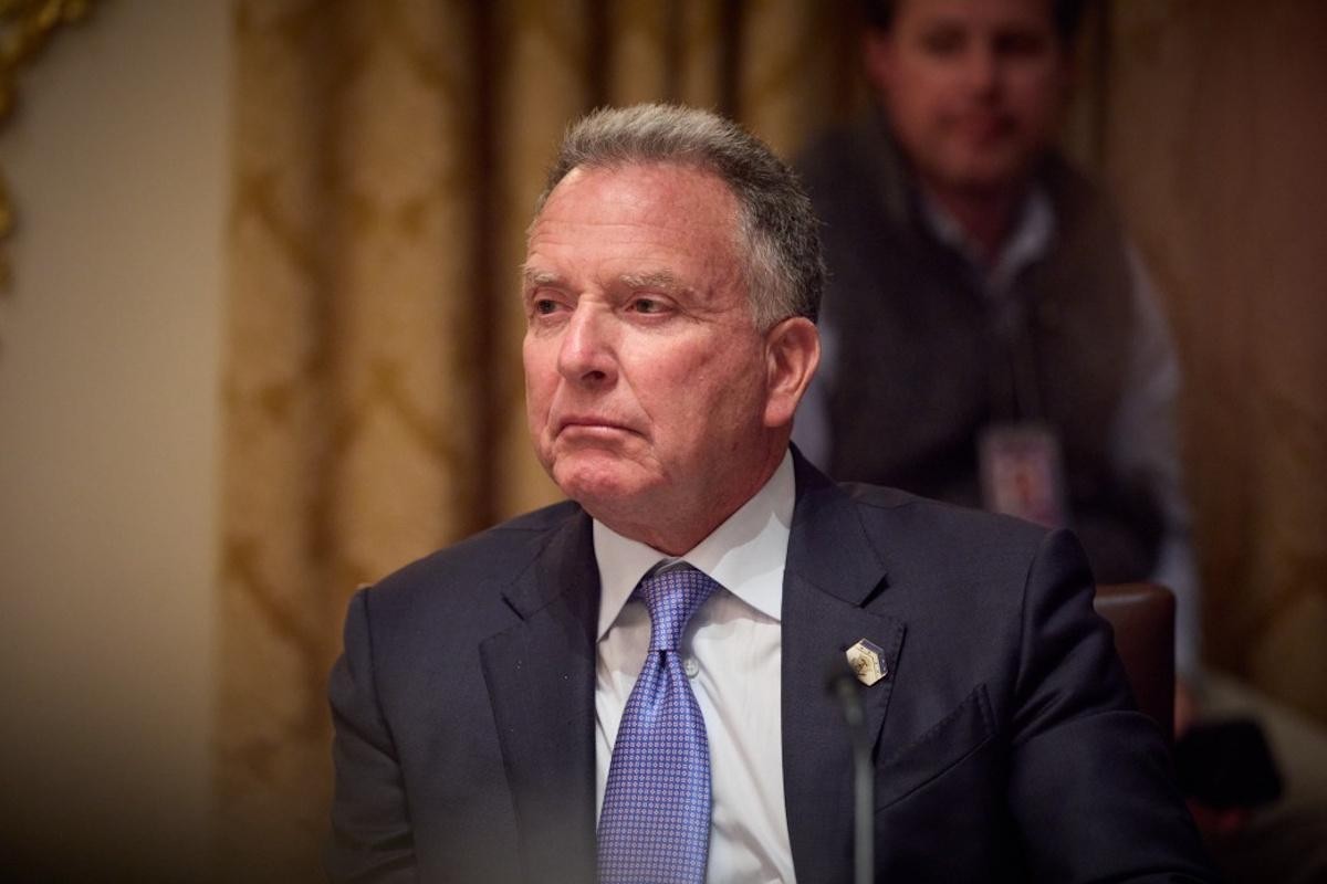 Uitkoff Ukrayna ilə Rusiya arasında sülh sazişinin ləngiməsinin səbəbini açıqladı