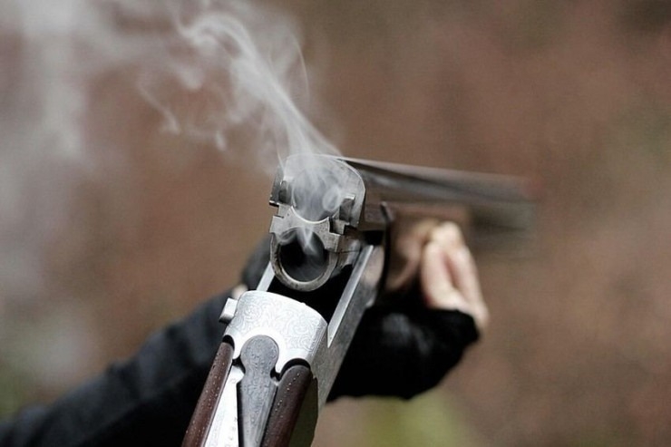 Əvvəlcə özünü, sonra arvadını güllələdi – Hadisənin DETALLARI - VIDEO