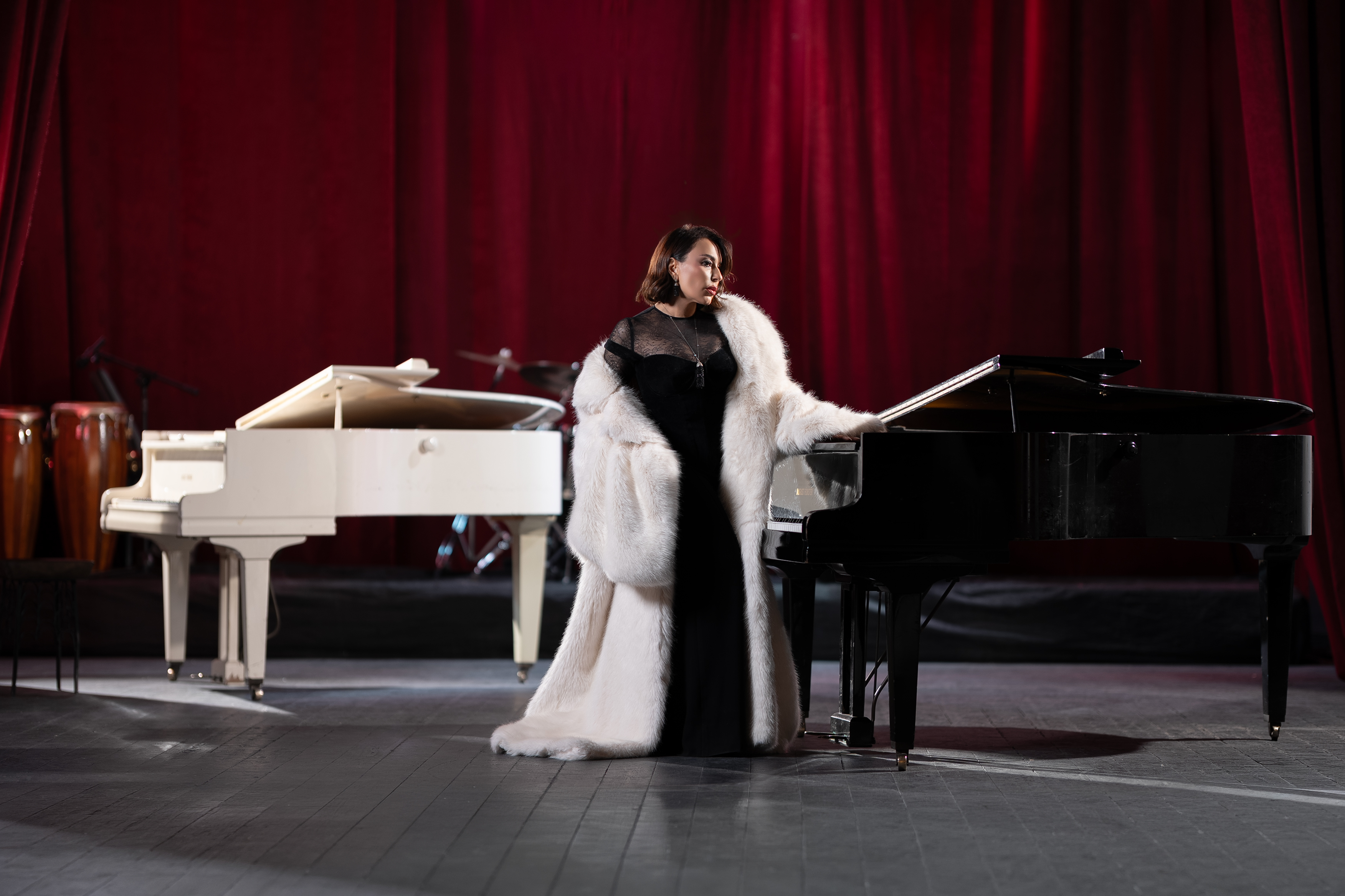 Tünzalə Ağayeva “Yandım” mahnısına yeni nəfəs verdi - VİDEO