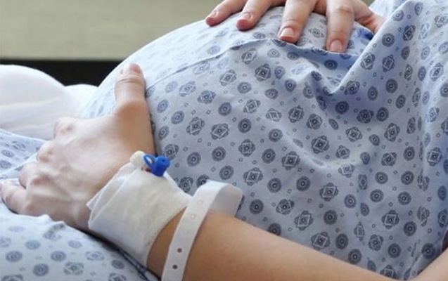 8 aylıq hamilə xəstəxanada öldü