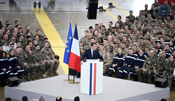 Fransa Aİ-nin təhlükəsizliyi üçün nüvə doktrinasını yeniləyir