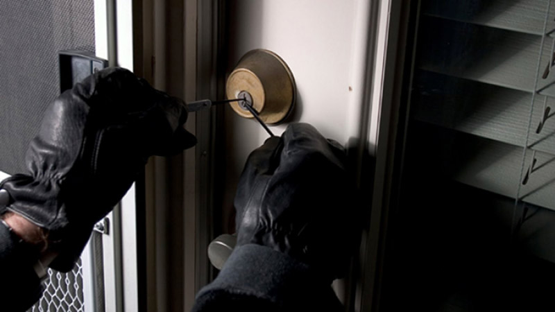 Nizami rayonunda evdən oğurluq edən şəxs saxlanılıb