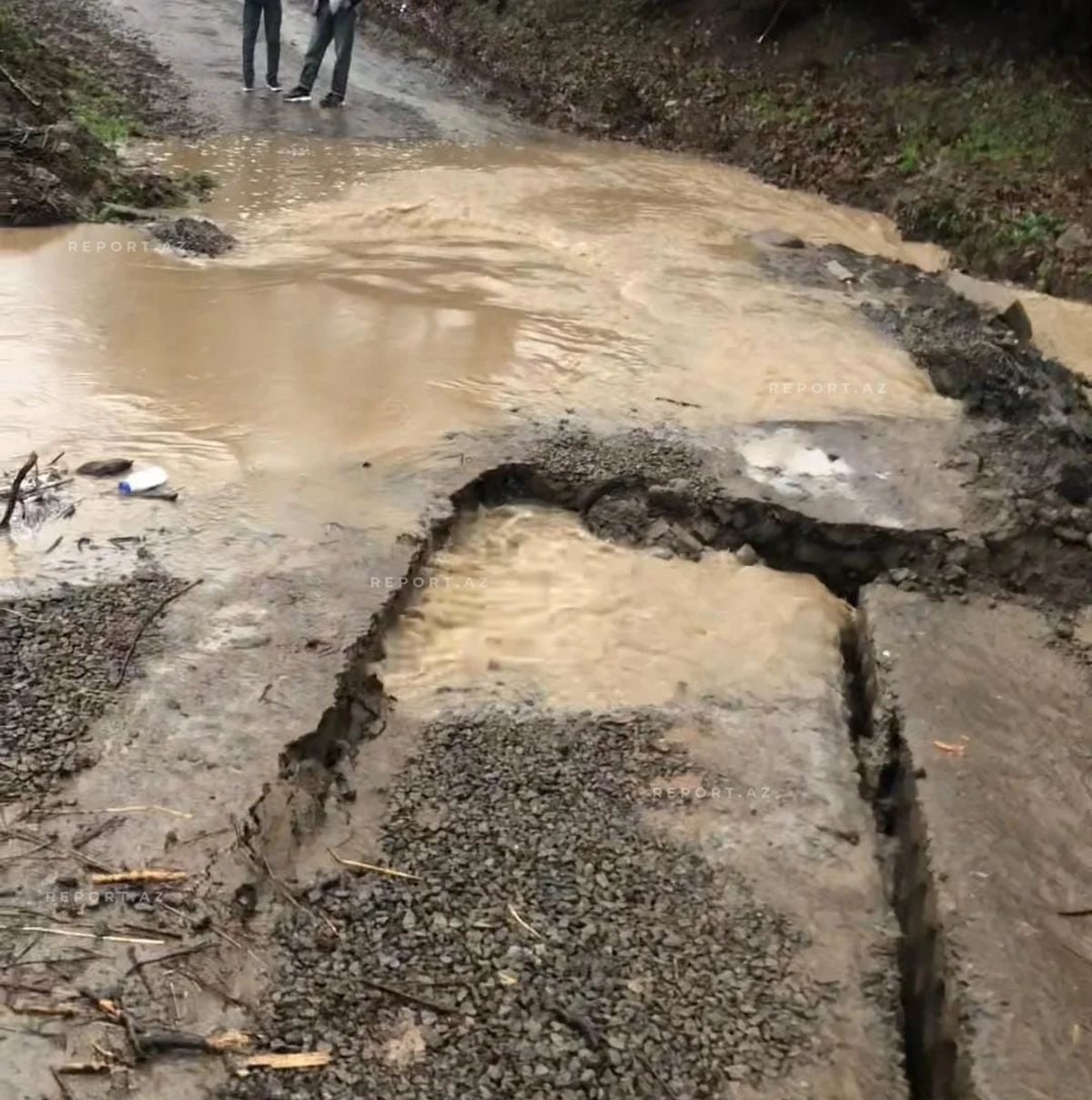 Cəlilabadda selin yararsız hala saldığı körpü bərpa olunub