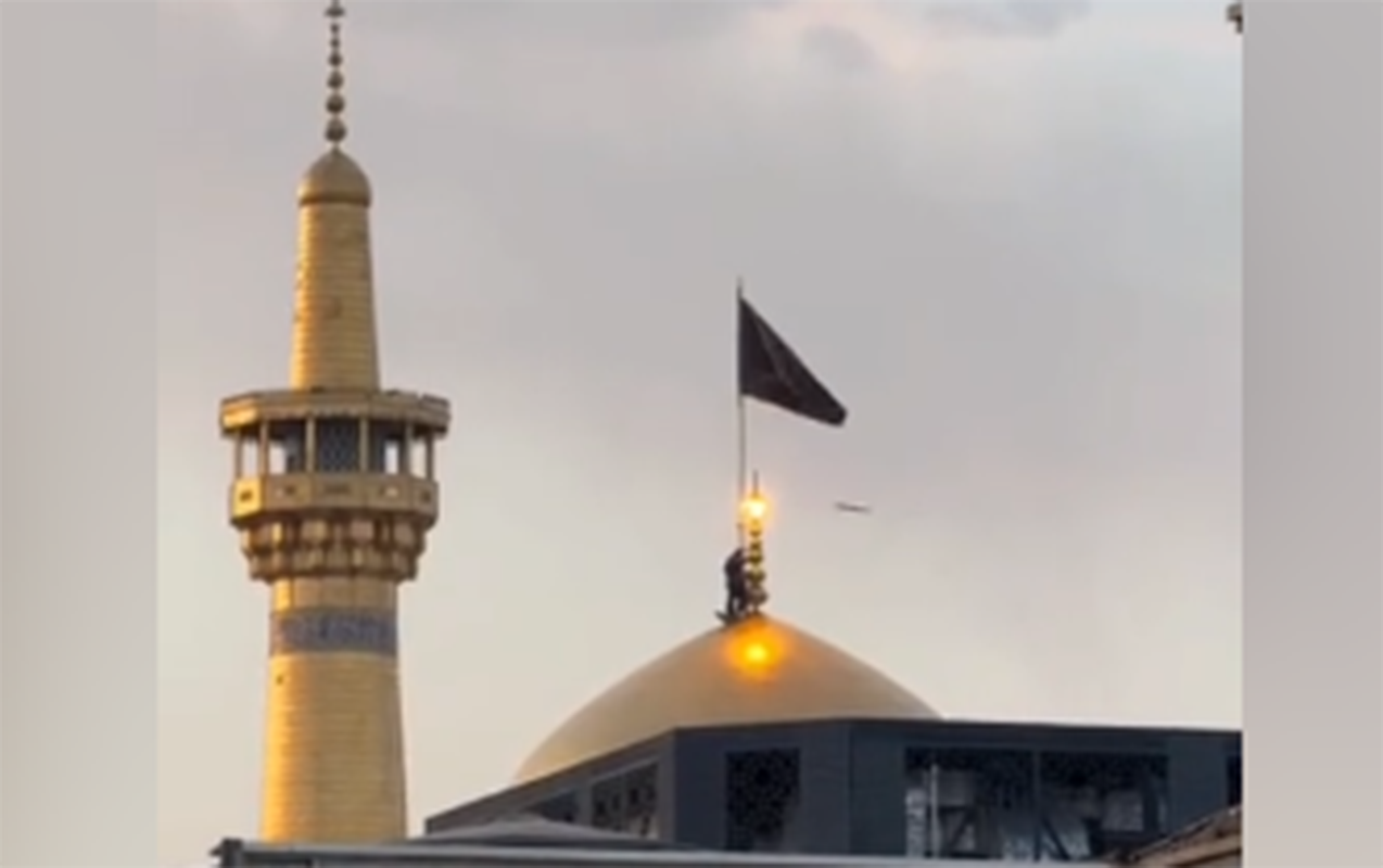 Məşhəddə matəm bayrağı qaldırıldı - Video