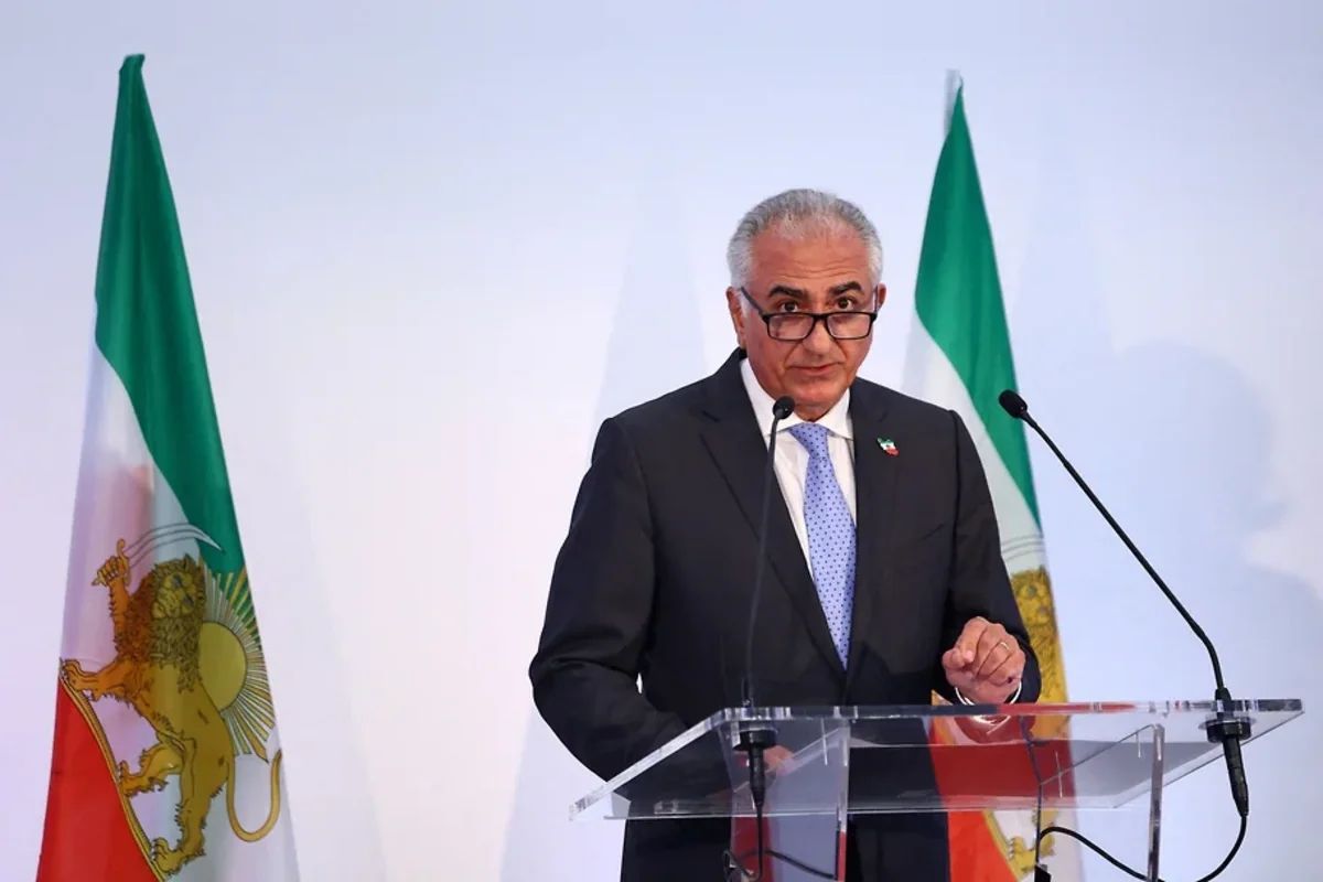 Rza Pəhləvi: "İranda rəsmi vəzifələr tutmaq fikrində deyiləm"