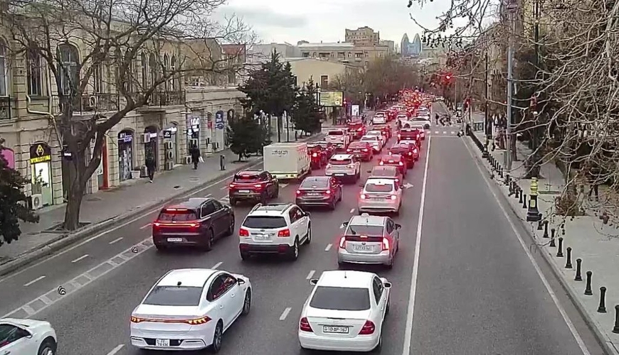 Bakıda bu yollarda sıxlıq var - SİYAHI