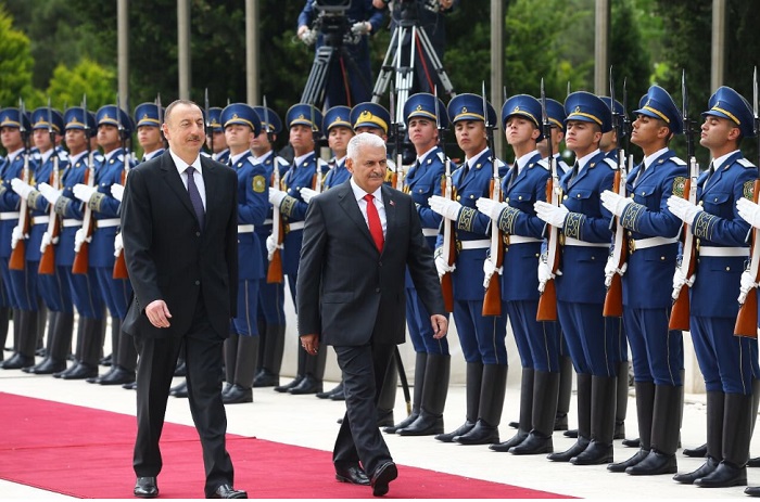 Binəli Yıldırım azərbaycanlı jurnalistlərin suallarını cavablandırdı - VİDEO