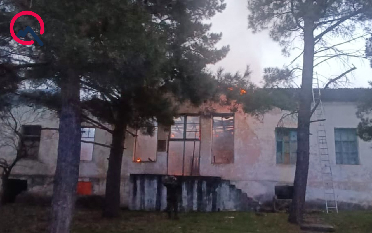 Oğuzda mədəniyyət evi yandı