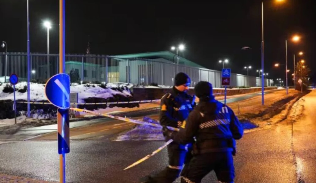 Osloda ABŞ səfirliyinin binası yaxınlığında PARTLAYIŞ