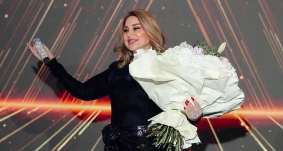 Mələkxanım Eyubova Rusiyada mükafat aldı - FOTOLAR