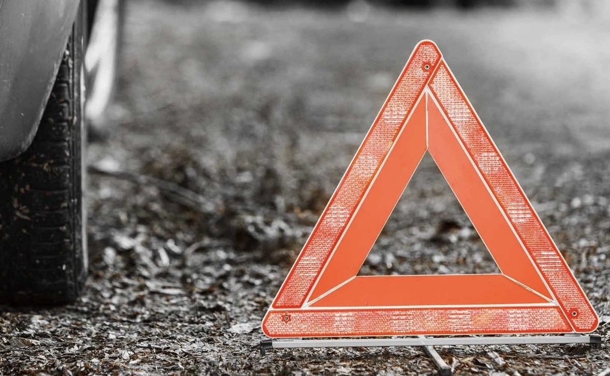 Gəncədə iki avtomobil toqquşub, xəsarət alanlar var