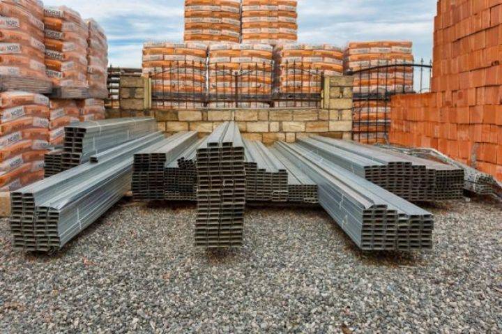 Tikinti materialları bazarında durğunluq yaşanır - VİDEO