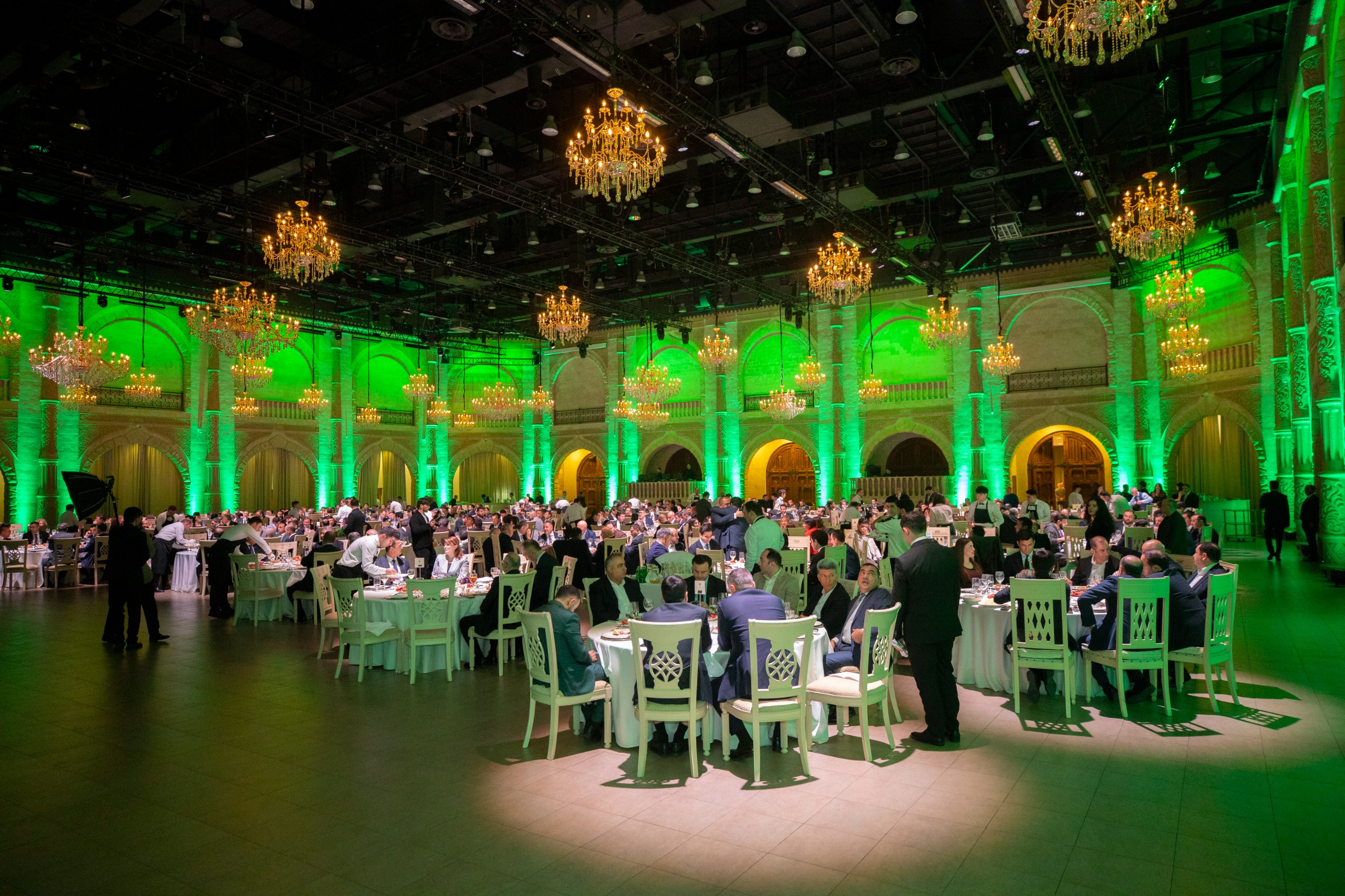 Sahibkarlarla ənənəvi iftar süfrəsi keçirilib - FOTOLAR