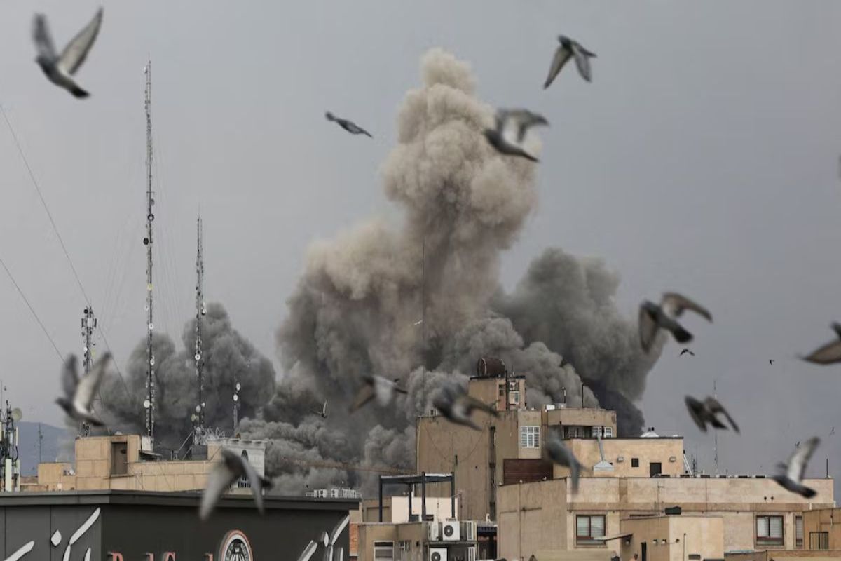 İsrail İran və Livana qarşı yeni zərbə dalğasına başlayıb