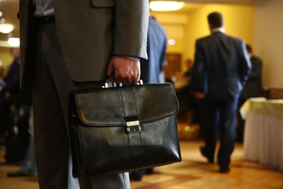 Külli miqdarda mənimsəmədə ittiham olunan vəzifəli şəxsə hökm oxundu