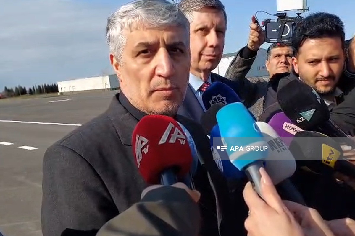 Səfir: İrana humanitar yardımı birinci Azərbaycan göndərib