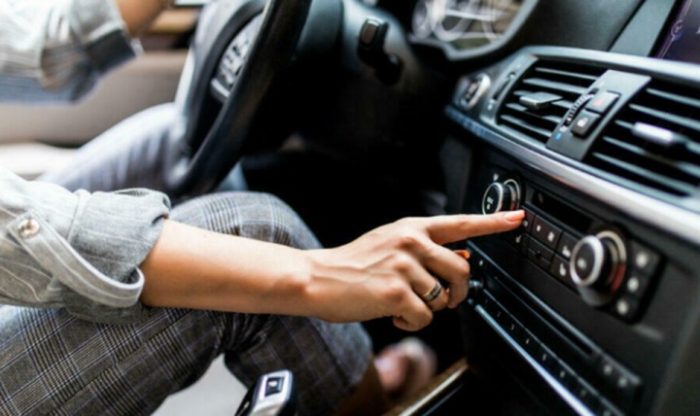 Avtomobili yüksək səslə idarə edənləri hansı cəza gözləyir? - VİDEO