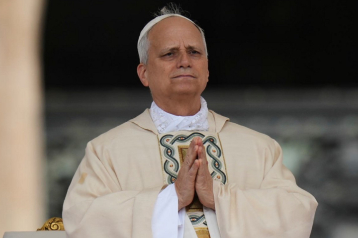 Roma Papası Yaxın Şərqdə atəşi dayandırmağa çağırıb