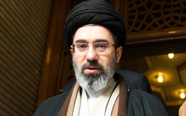 Xamenei gizli şəkildə Rusiyaya aparılıb - İddia