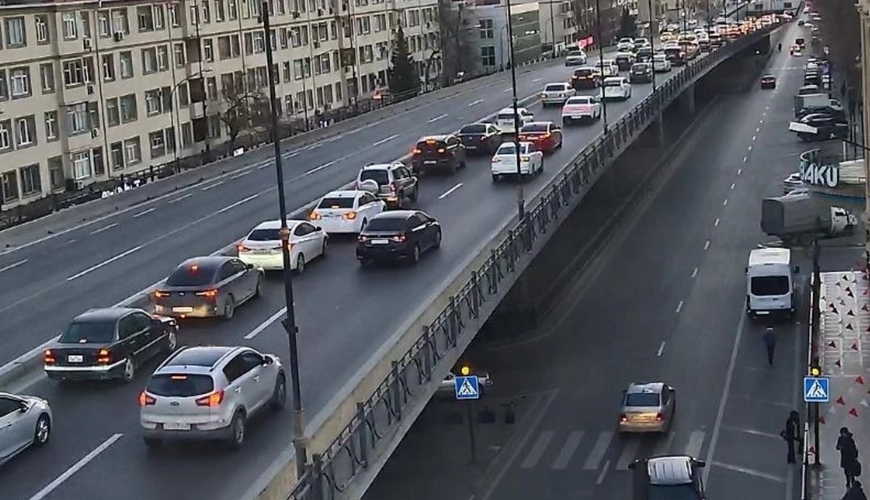 Bakıda bu yollarda sıxlıq var - SİYAHI