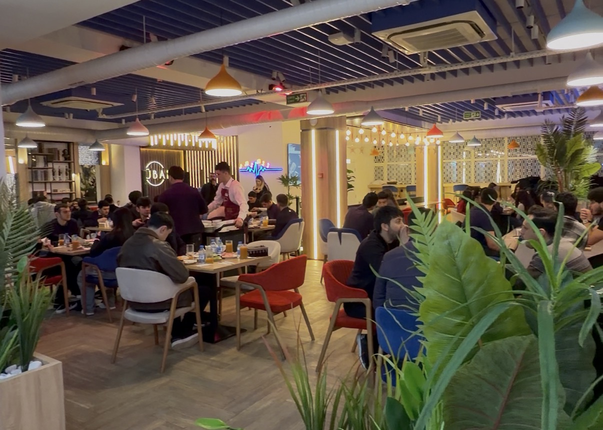 "Səhliyalı" şirkəti Xankəndi şəhərində iftar süfrəsi təşkil etdi