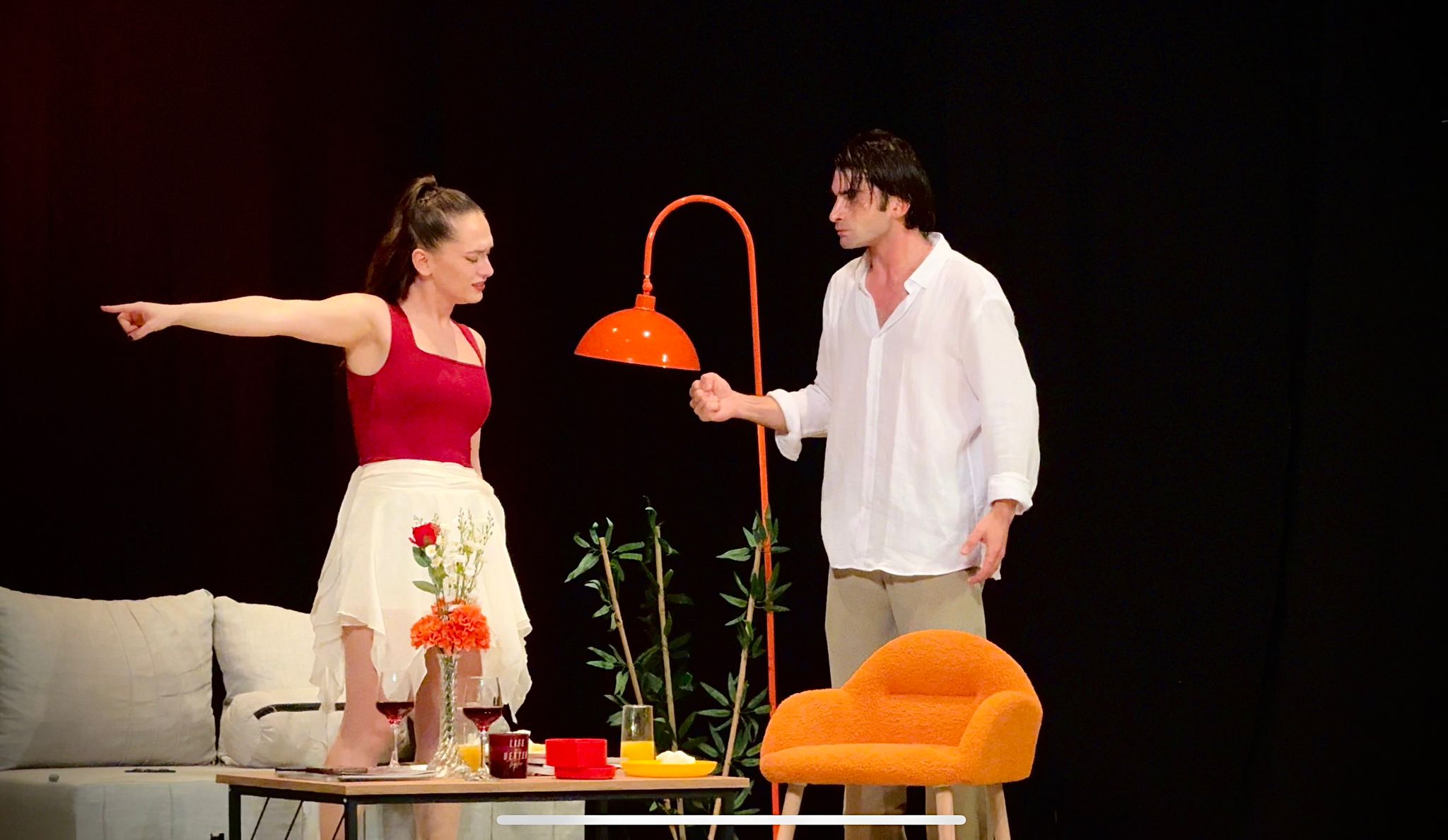 “Aşkın yapay provası” Azərbaycan səhnəsində nümayiş olunacaq - FOTOLAR