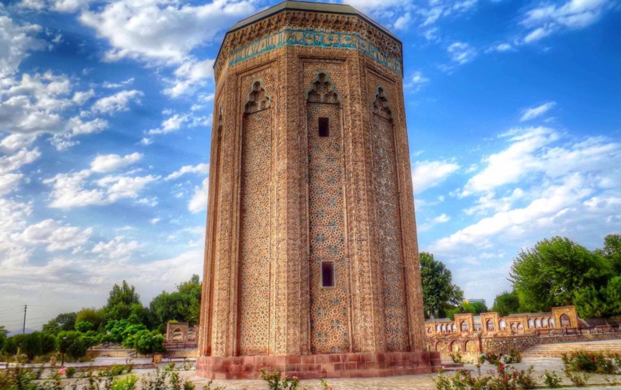 Möminə xatun türbəsinin bərpasına 10 milyona yaxın pul ayrıldı