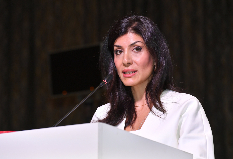 Deputat valideynin cəzalandırılmasını nəzərdə tutan qanunun əleyhinə çıxdı