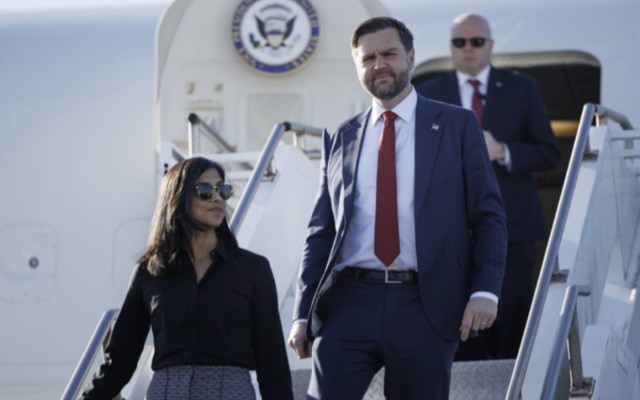 Vens bu ölkəyə səfər edəcək