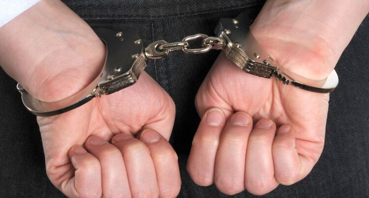 Sumqayıtda təqaüdçü qadının bank kartını talayan şəxs saxlanılıb