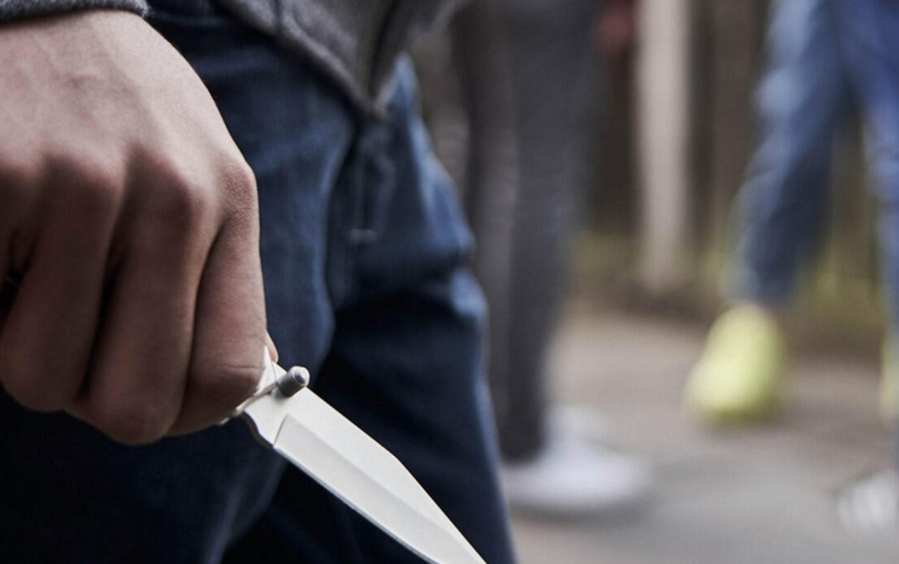 Qaxda bıçaqlanma - Hər iki tərəf xəsarət aldı