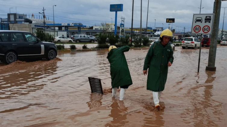 İraqda güclü yağış daşqınlara səbəb oldu – 50 ev su altında qaldı