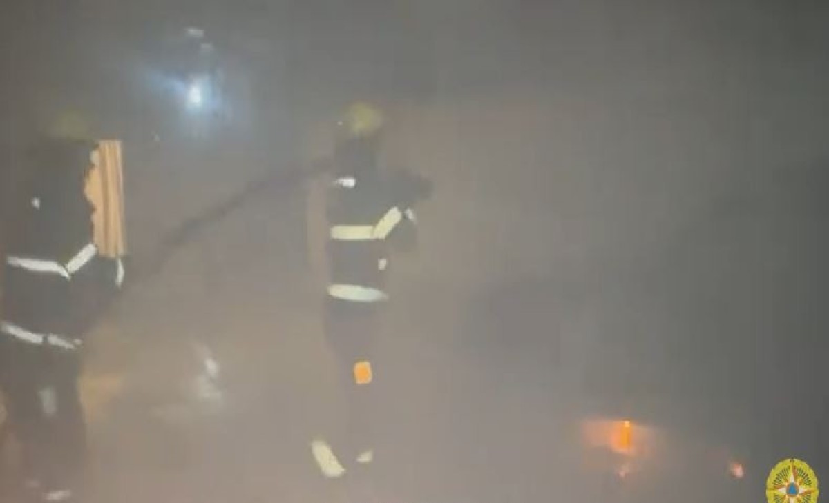 Kürdəmirdə avtomobil yanıb - VİDEO