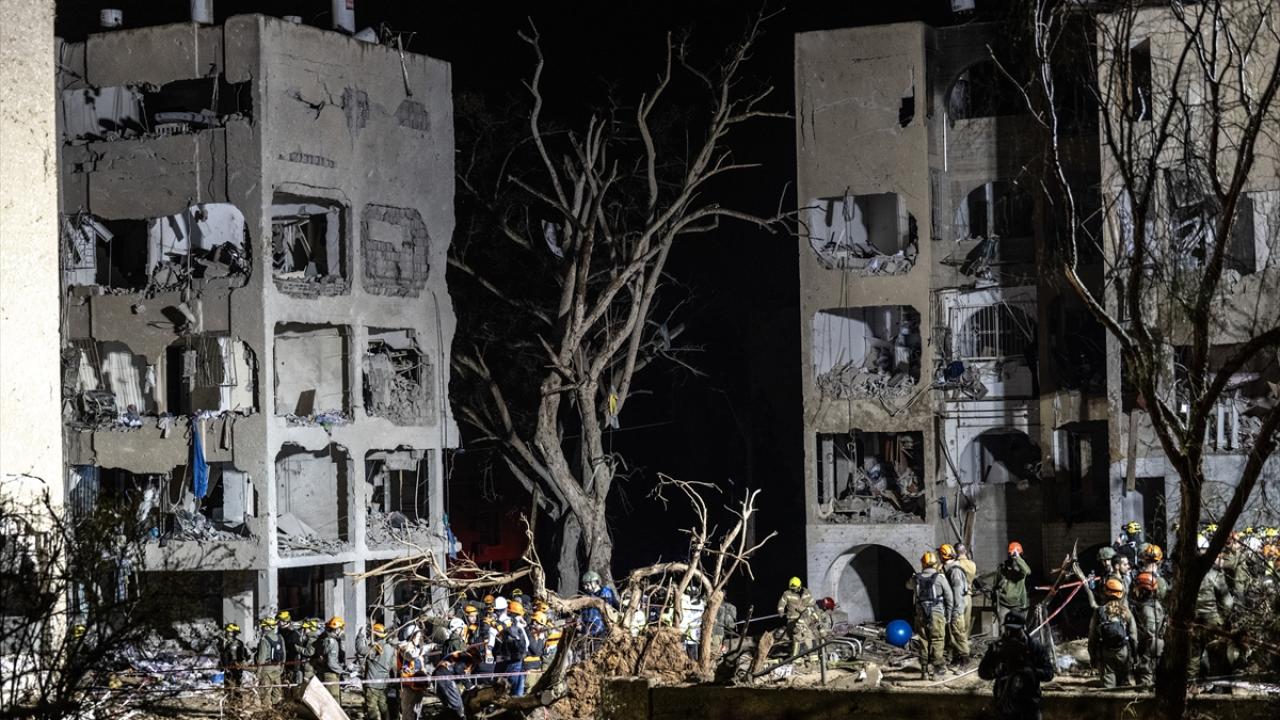 İsraildə İran raket hücumları: 180-dən çox yaralı var