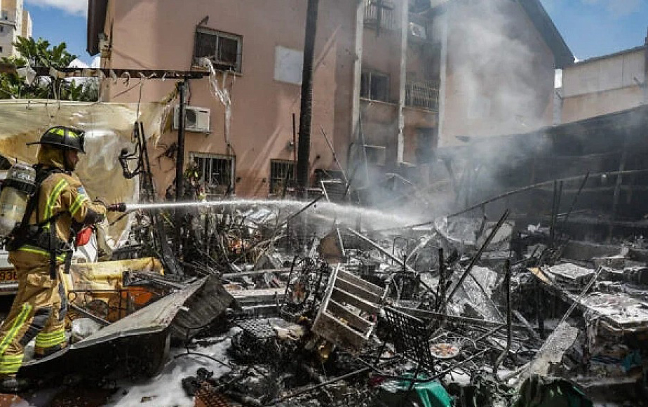 İran Təl-Əvivi vurdu - 15 yaralı