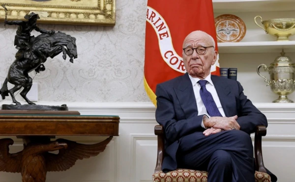 Trampı İrana hücuma sövq edən media maqnatının adı bəlli oldu