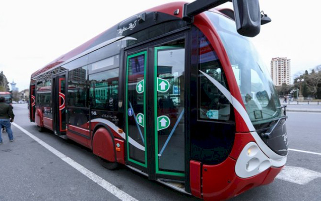 Sərnişinlərin NƏZƏRİNƏ: Bakıda 10 marşrutun hərəkət sxemi DƏYİŞDİRİLİR