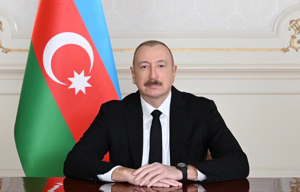 İlham Əliyev yunanıstanlı həmkarını milli bayram münasibətilə təbrik edi