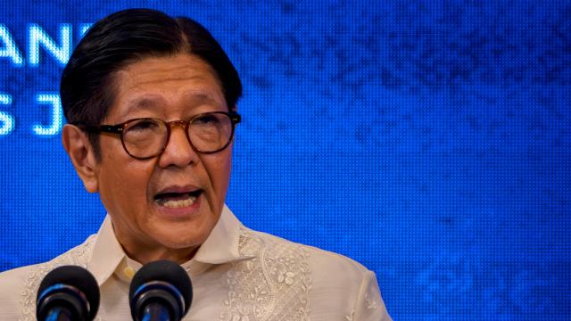 Filippin prezidenti: Ölkədə 45 günlük yanacaq ehtiyatı təmin olunub