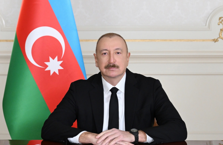 İlham Əliyev Dərbənddəki Azərbaycan Teatrının kollektivini təbrik etdi