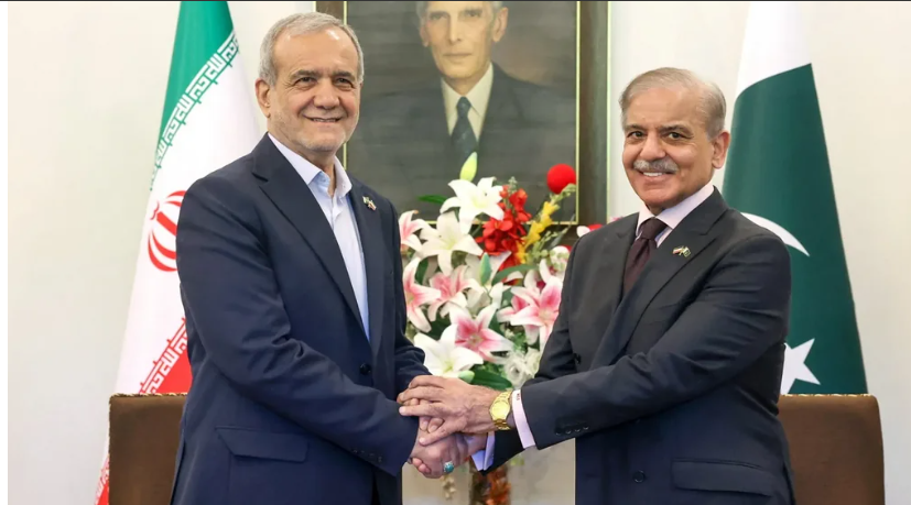 Şərif və Pezeşkian Yaxın Şərqdəki vəziyyəti müzakirə ediblər