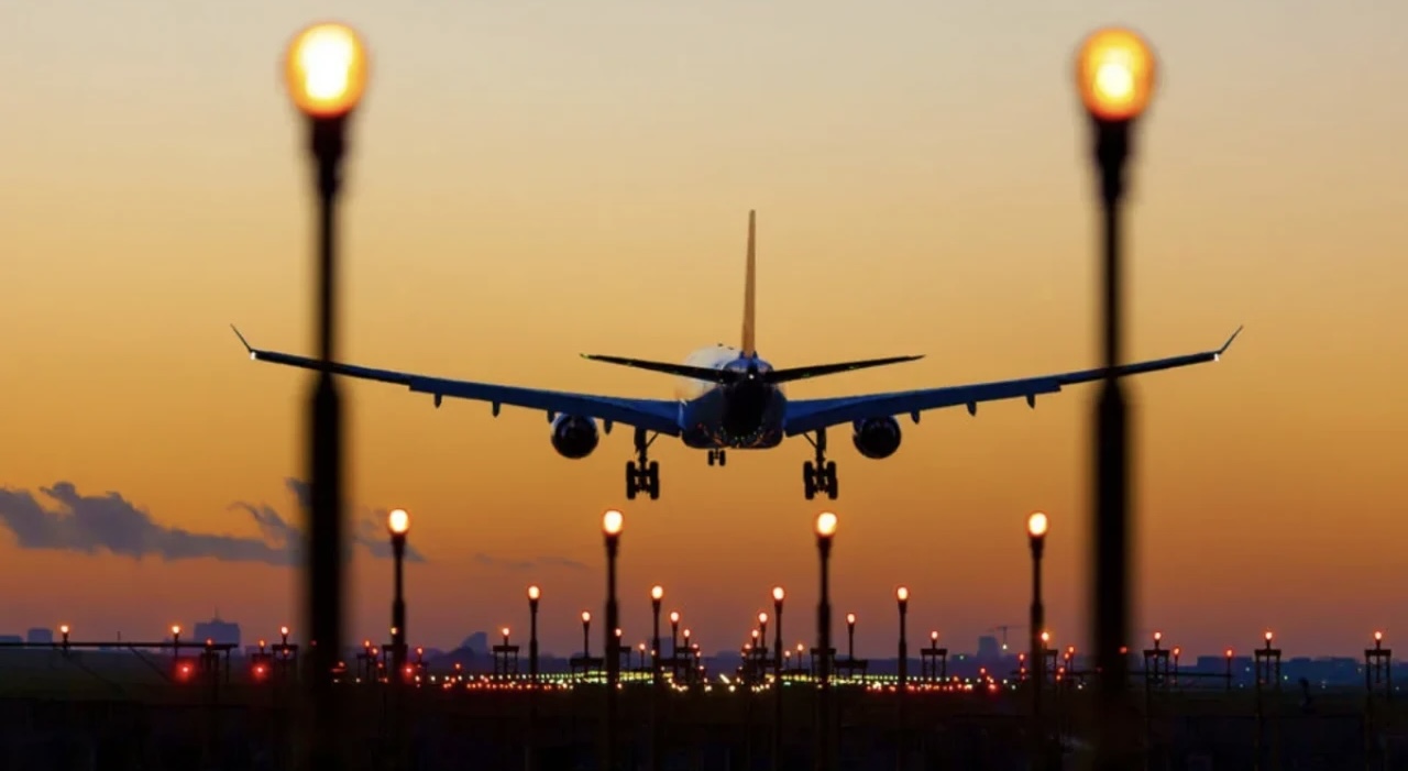 Suriya hava məkanını bağladı