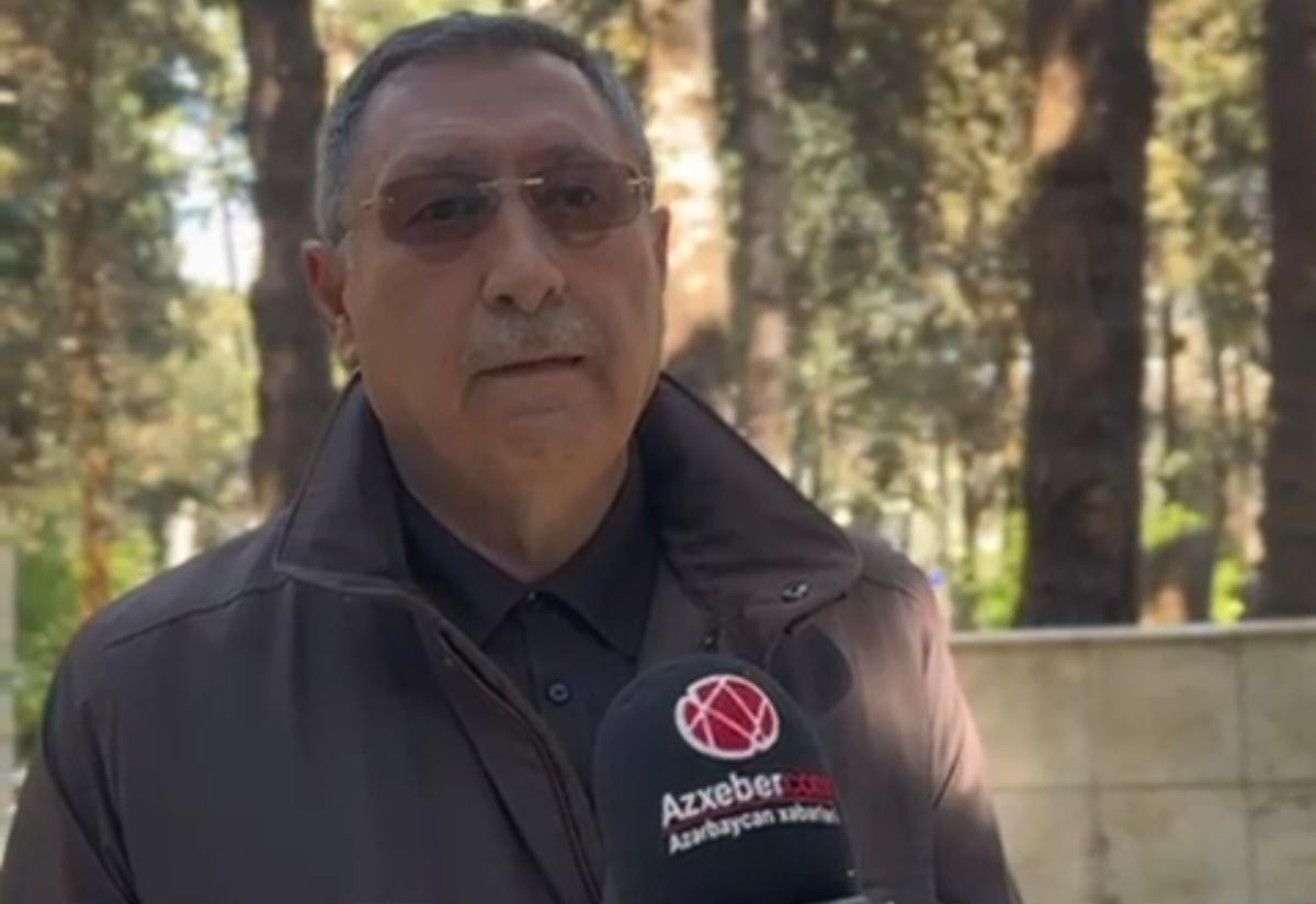 "Rasim canlı tarixdir" - Xələf Xələfov