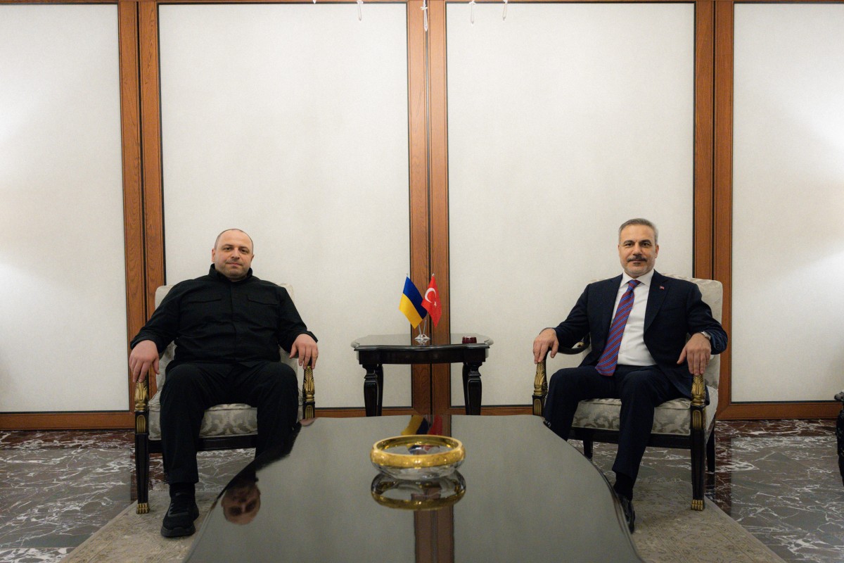 Hakan Fidan Rustem Umerov ilə görüşüb